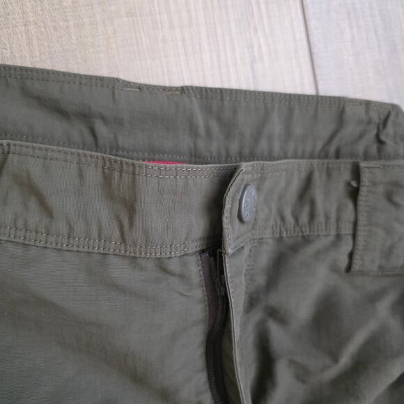 The North Face Olive Green Nylon Cargo Shorts Hiking Fishing Men Sz L - Picture 8 of 12